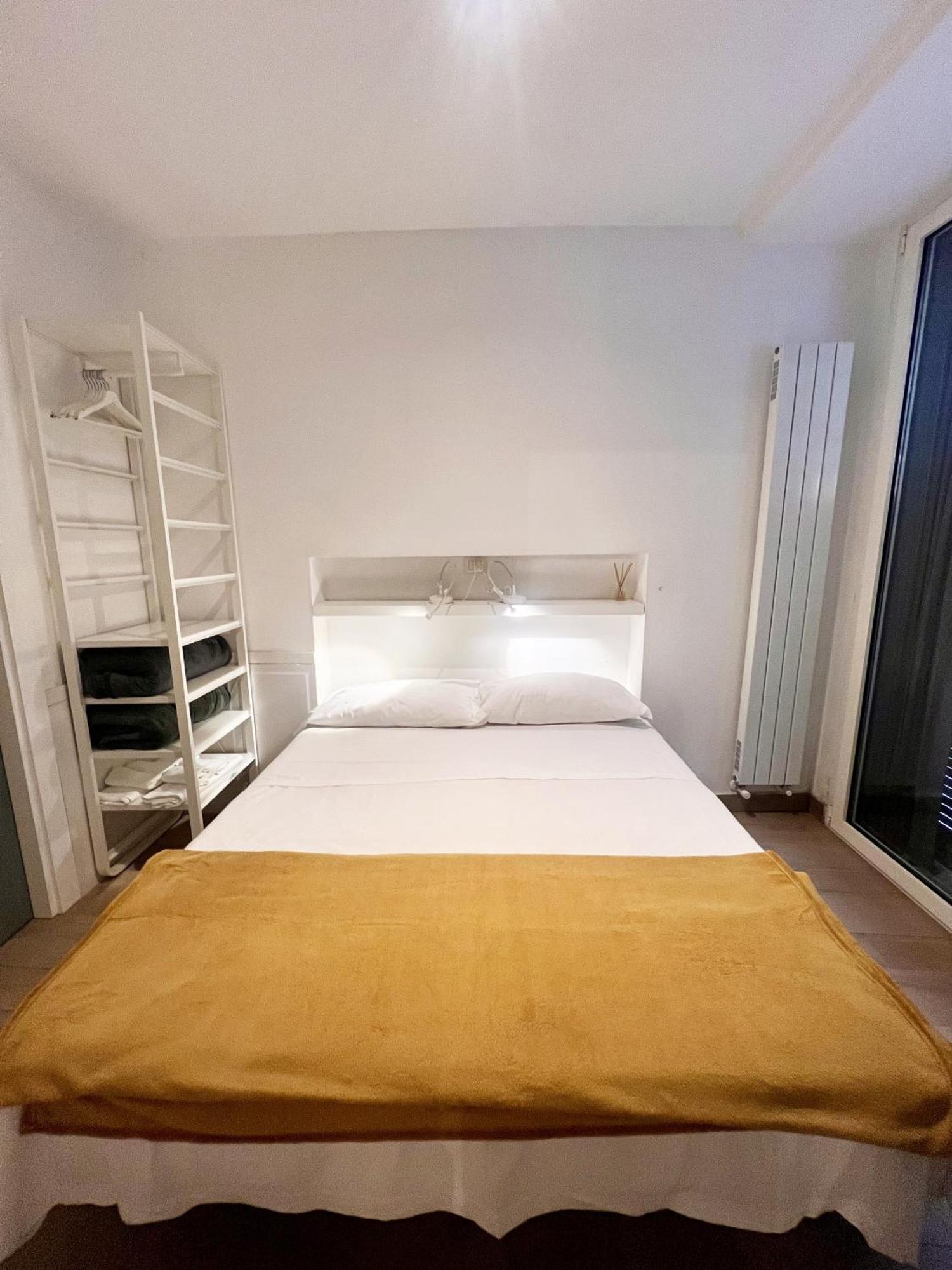 Residenza San Biagio Apartment เนเปิลส์ ภายนอก รูปภาพ